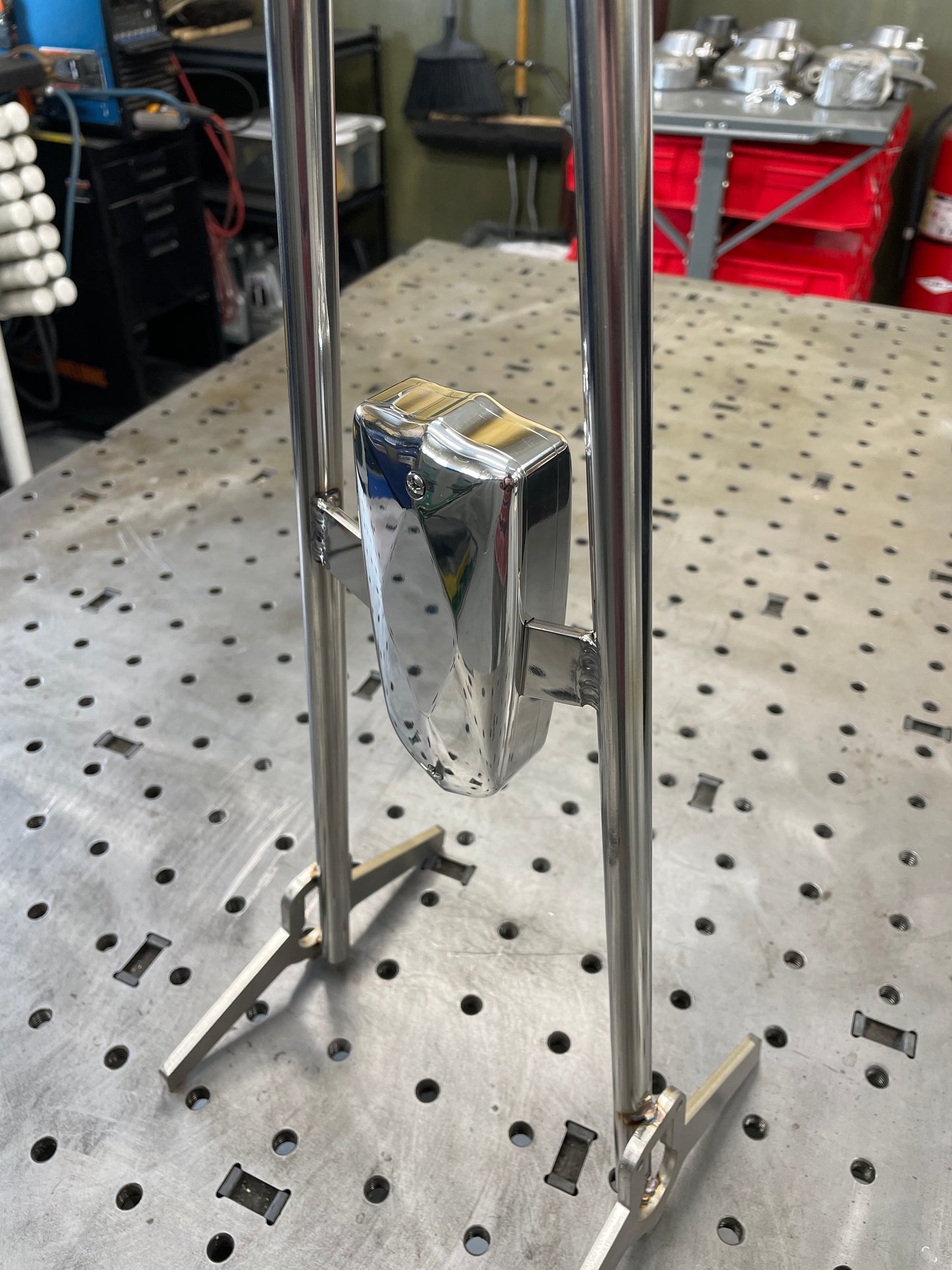 CTNEWMAN ENGINEERING SHIELD TAILLIGHT