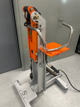 Load image into Gallery viewer, CTNEWMAN ENGINEERING TUBING BENDER