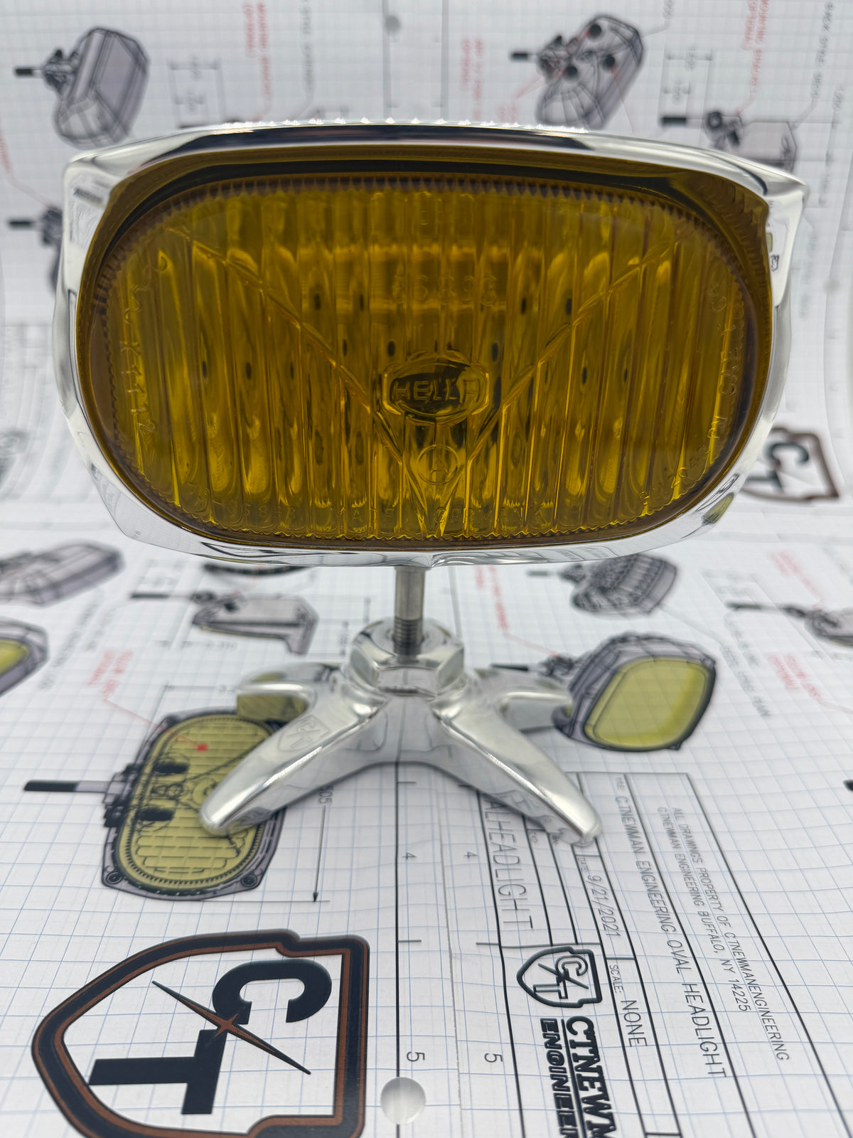 CTNEWMAN ENGINEERING OVAL HEADLIGHT DEMO UNITS