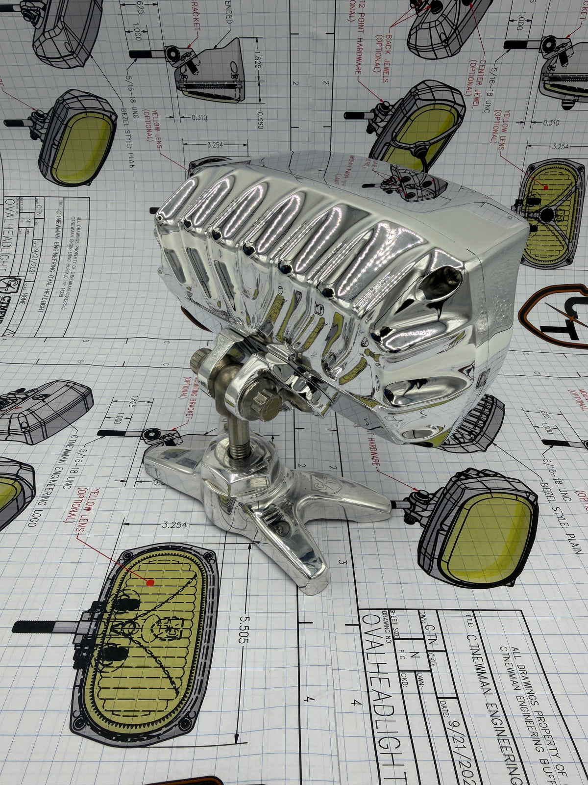 CTNEWMAN ENGINEERING OVAL HEADLIGHT DEMO UNITS