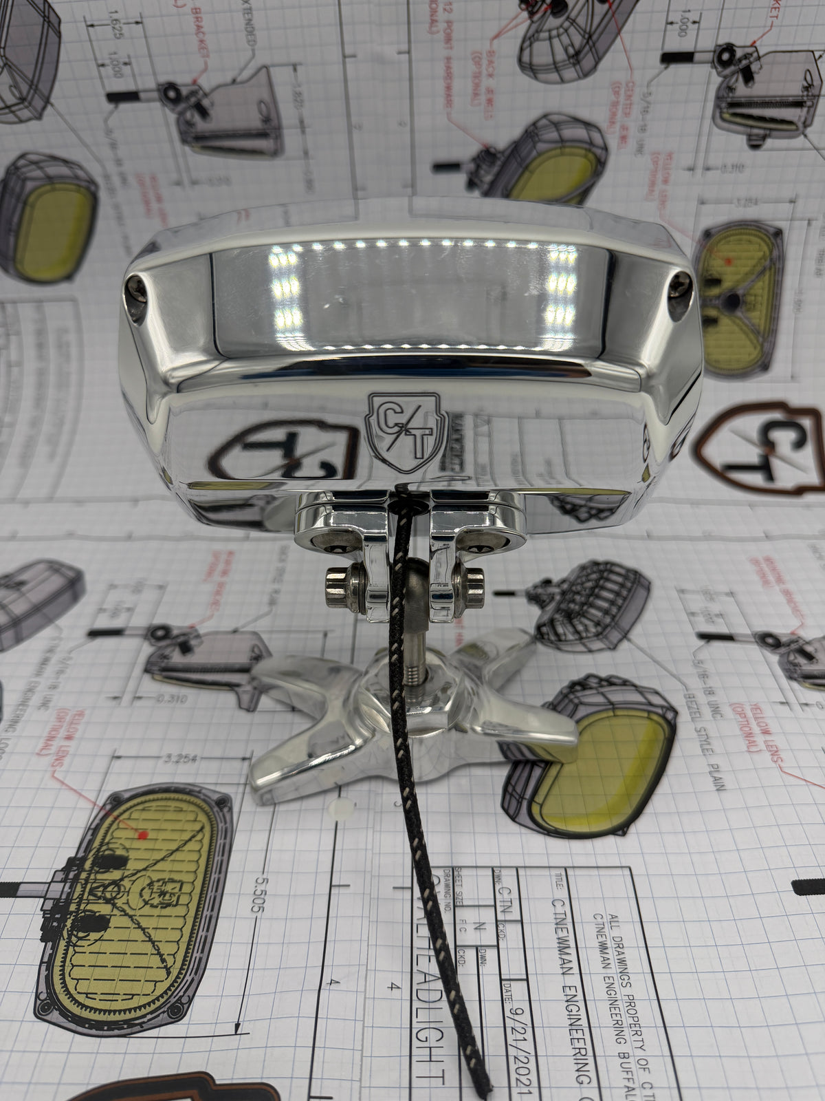 CTNEWMAN ENGINEERING OVAL HEADLIGHT DEMO UNITS