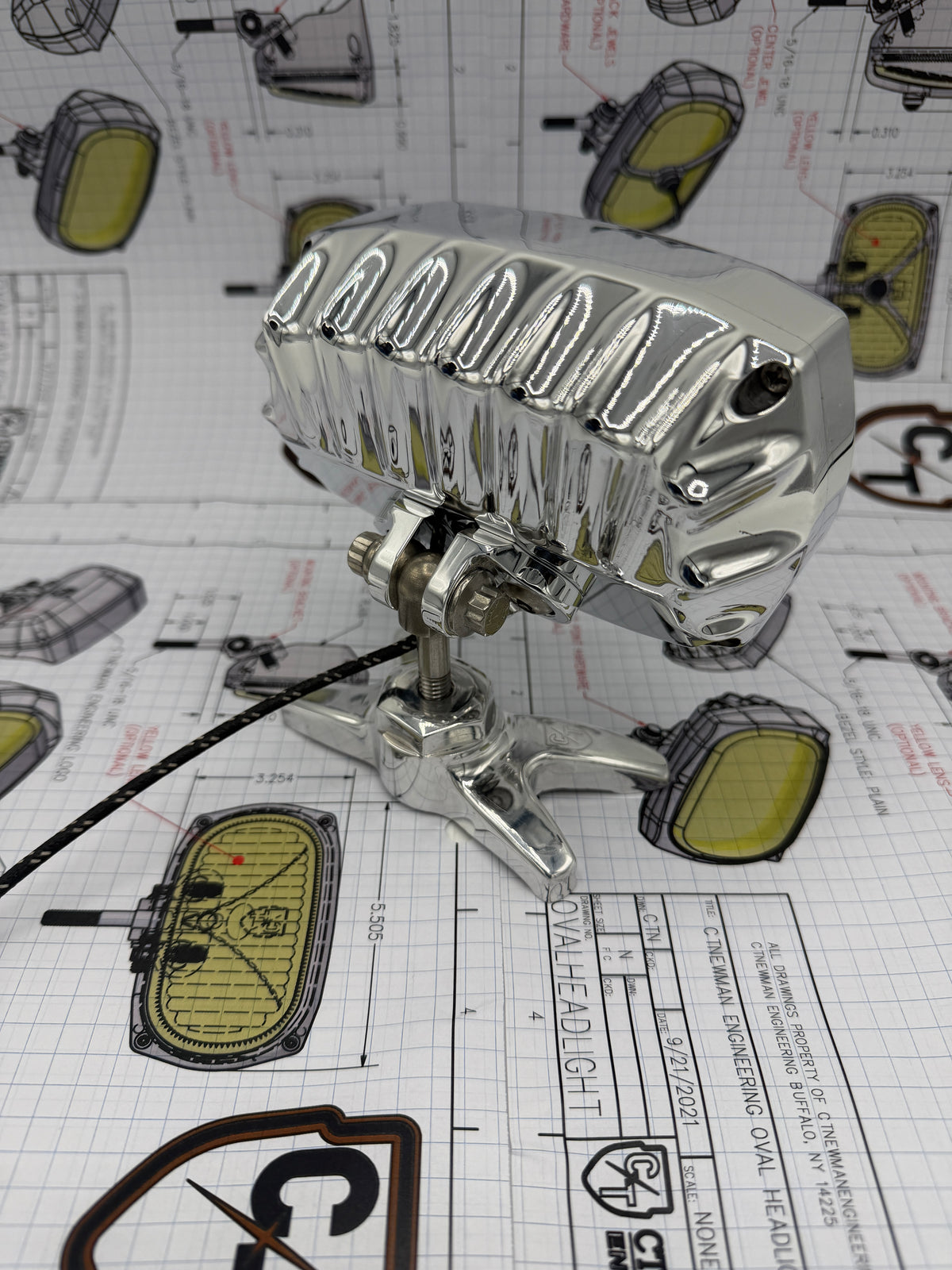CTNEWMAN ENGINEERING OVAL HEADLIGHT DEMO UNITS