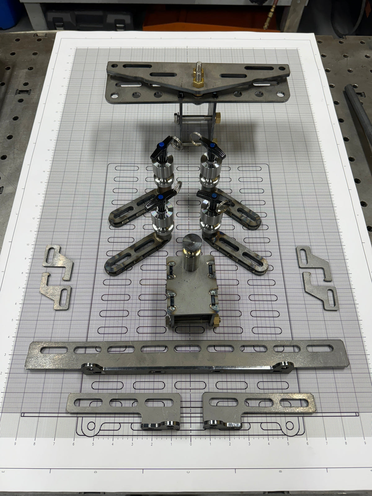 CTNEWMAN ENGINEERING SISSY BAR BENDING FIXTURE