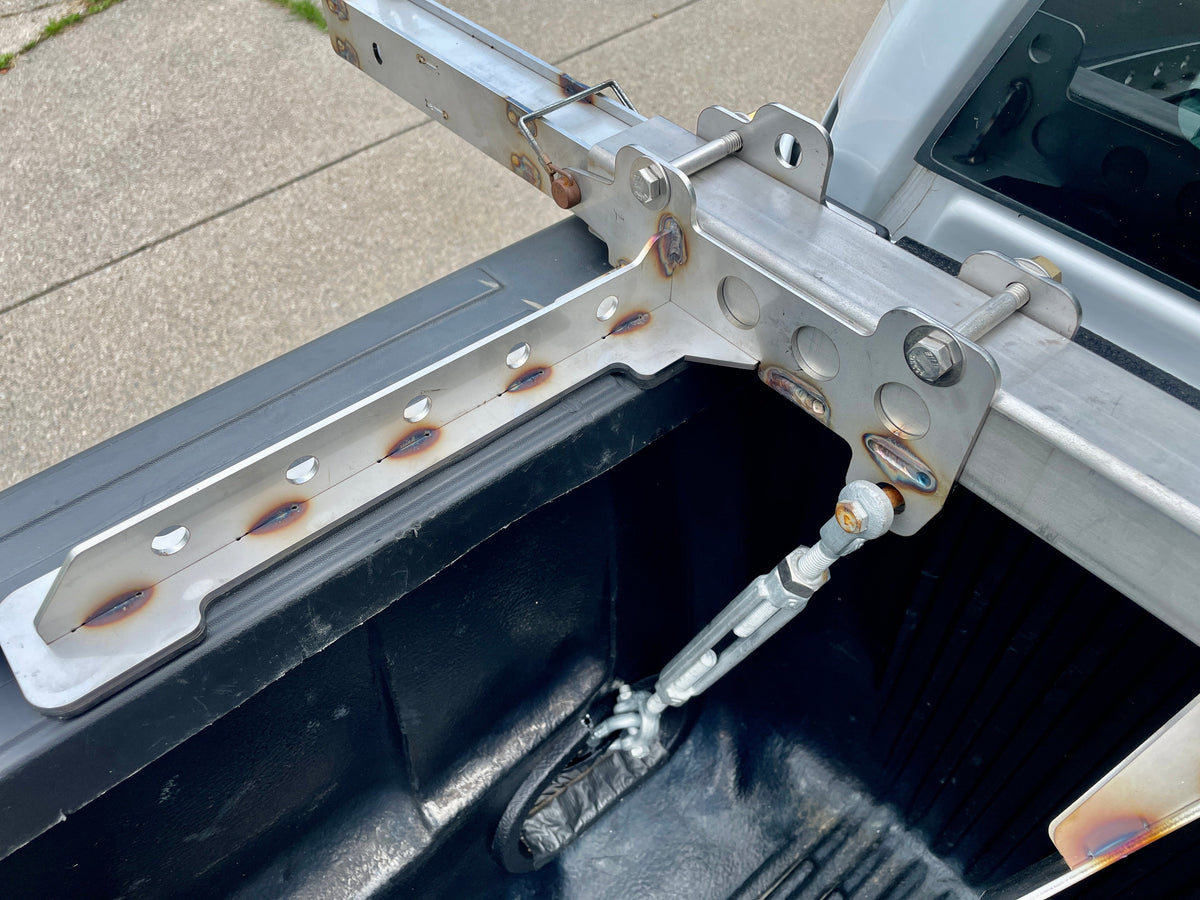 CTNEWMAN ENGINEERING Stainless steel truck bed motorcycle rack