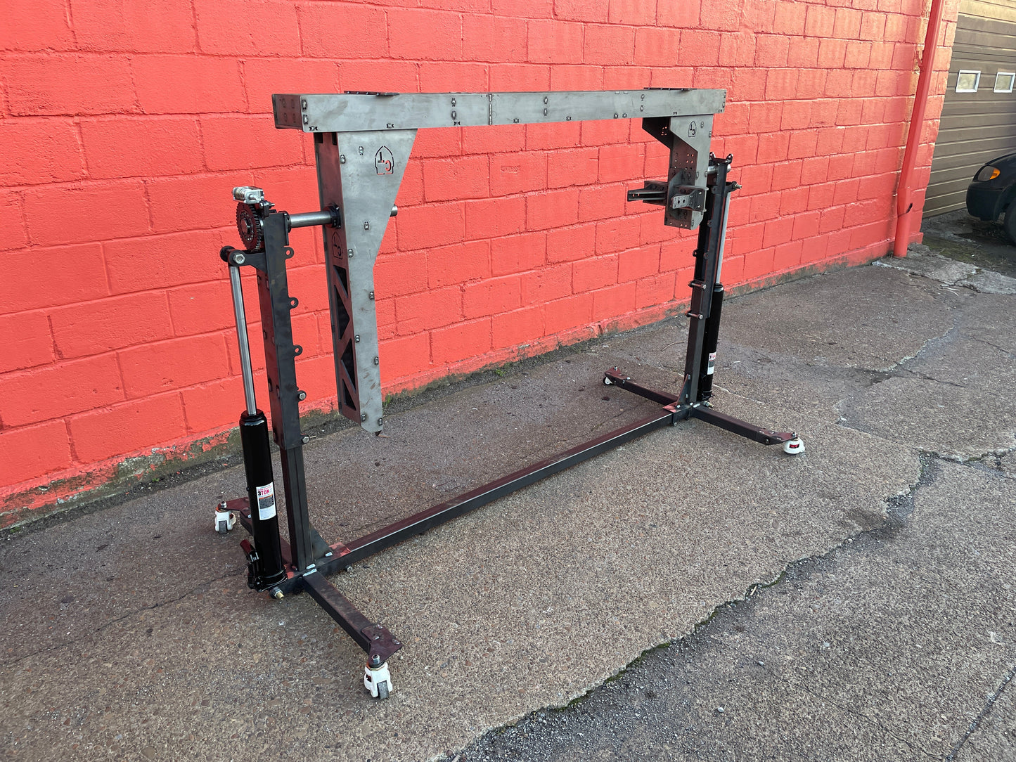 CTNEWMAN ENGINEERING FRAME JIG ROTISSERIE