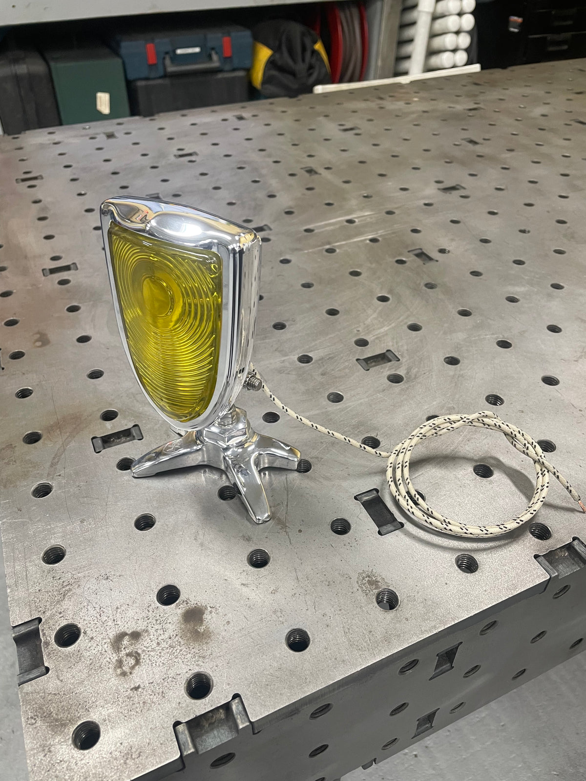 CTNEWMAN ENGINEERING SHIELD HEADLIGHT