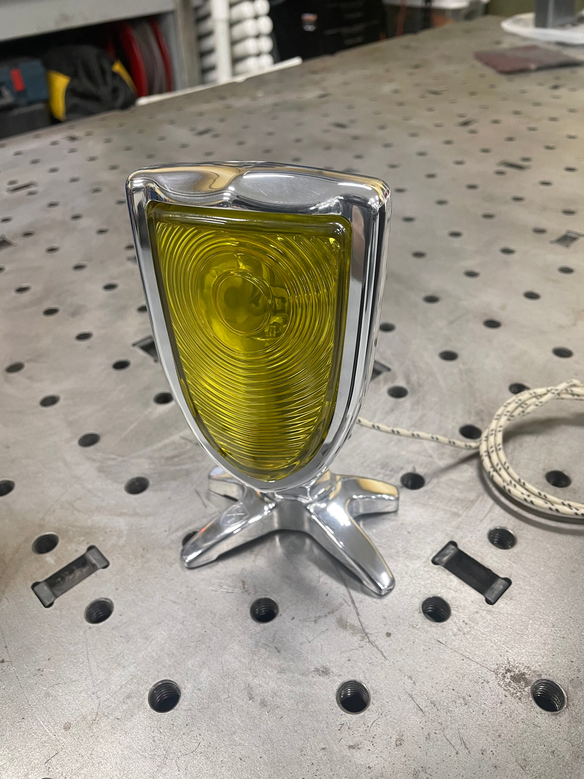 CTNEWMAN ENGINEERING SHIELD HEADLIGHT