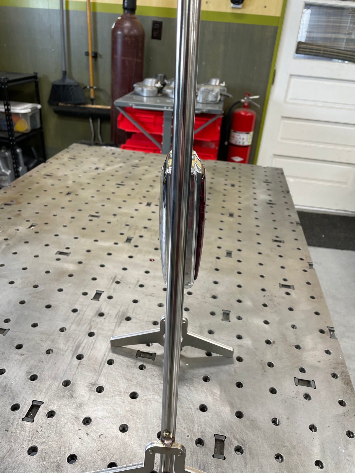 CTNEWMAN ENGINEERING SHIELD TAILLIGHT