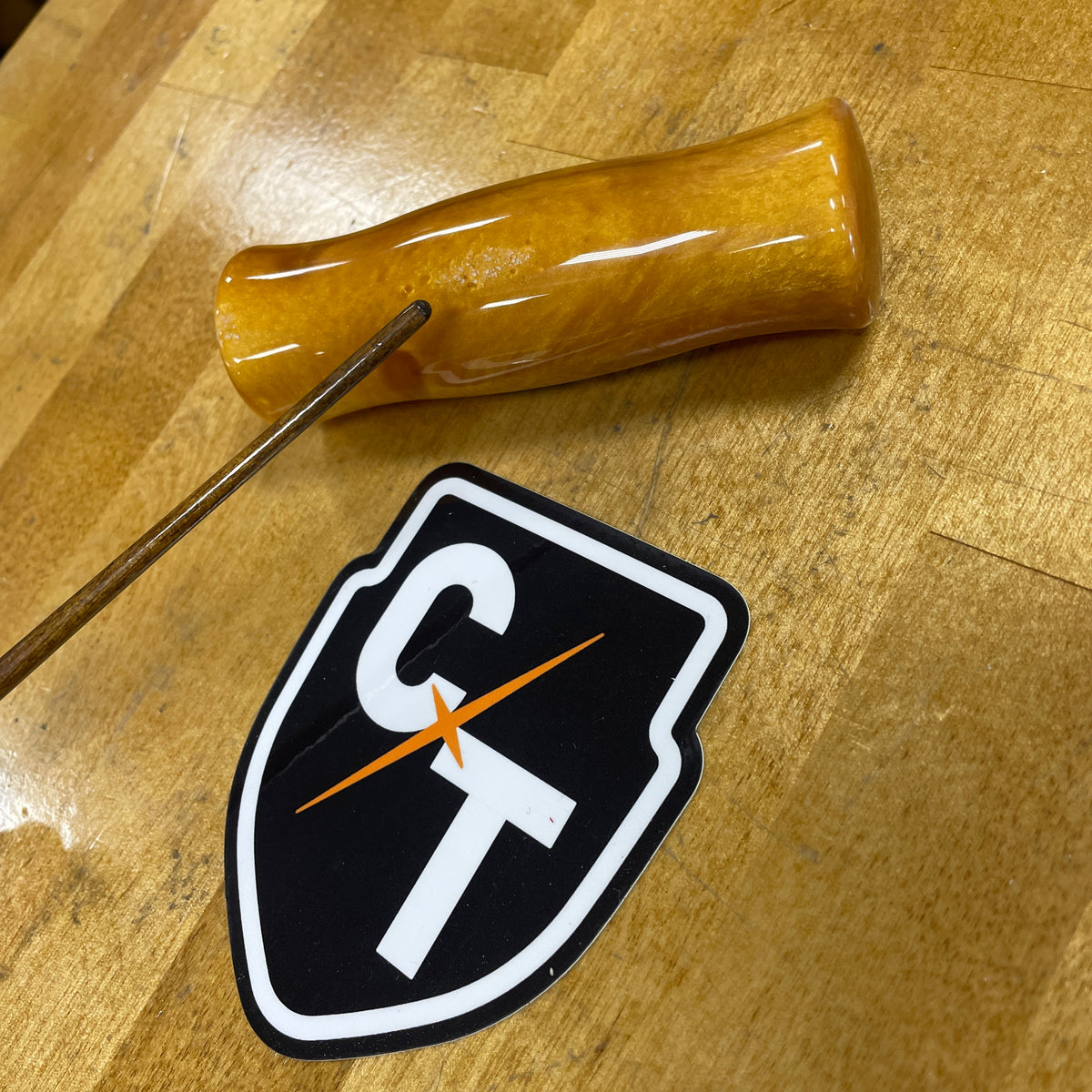ORANGE SPARKLE ACRYLIC CONTOUR GRIP