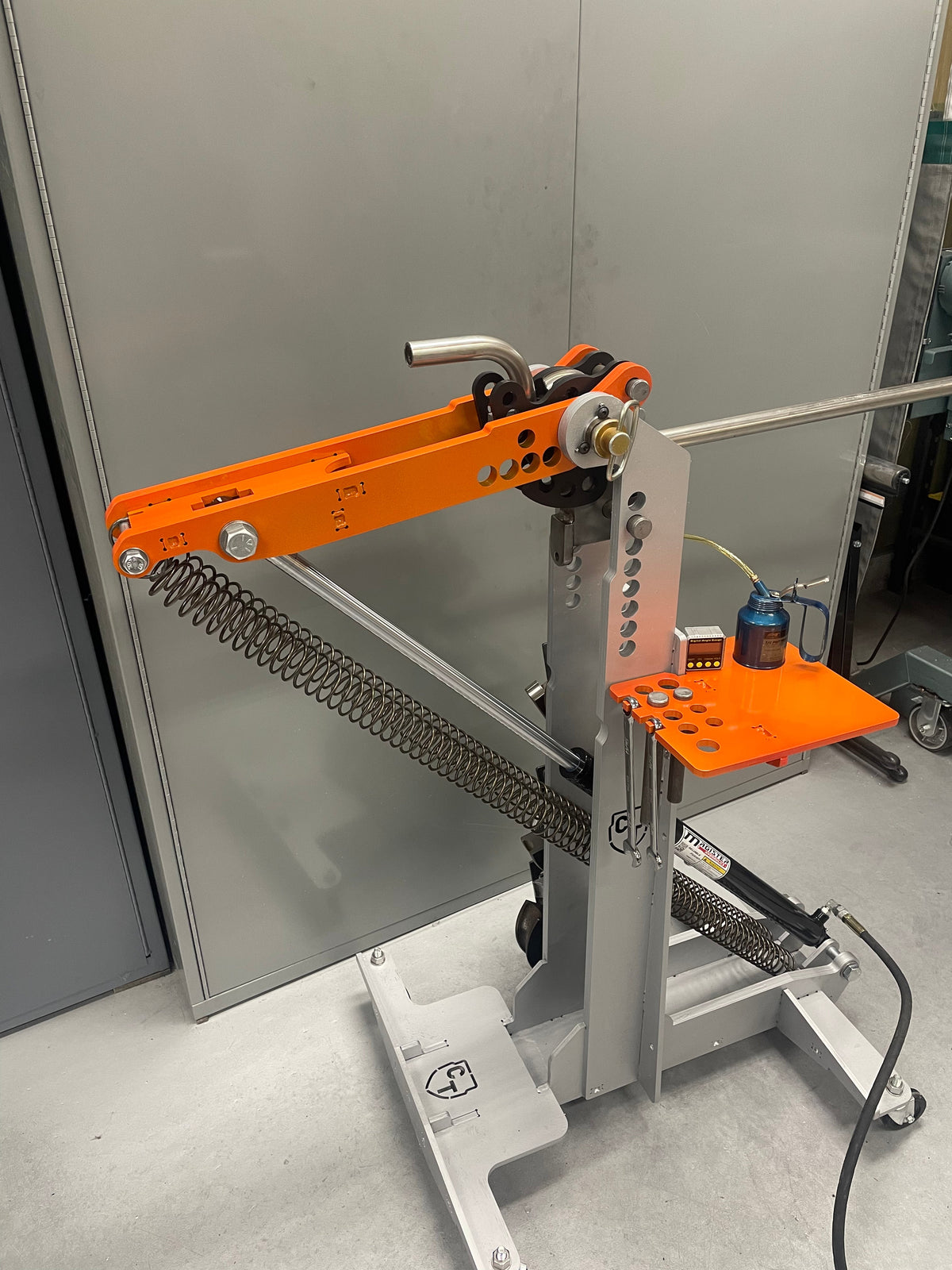 CTNEWMAN ENGINEERING TUBING BENDER