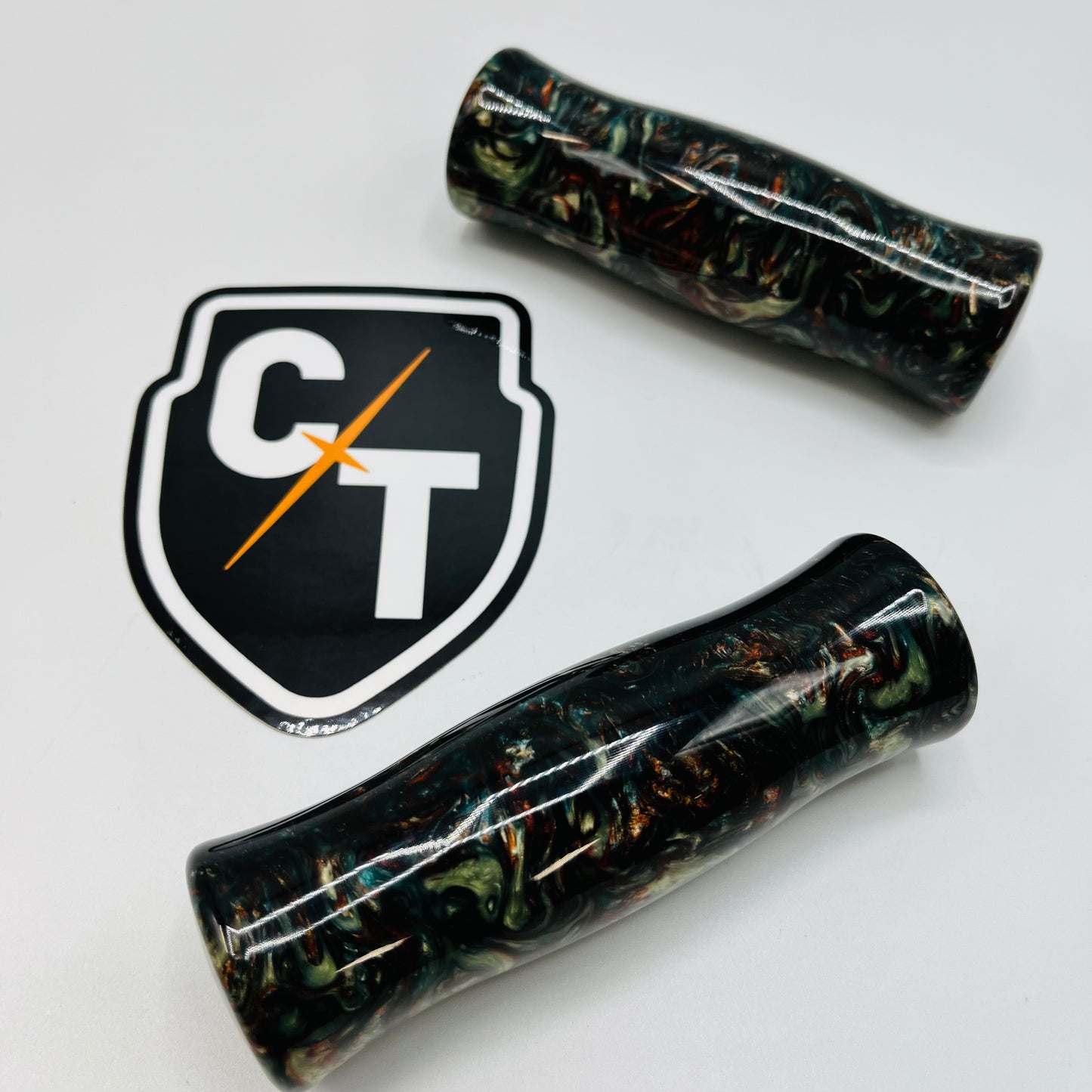 DUCK DYNASTY ACRYLIC CONTOUR GRIP
